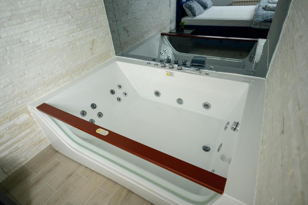 Spa Apartman Grand Ni Esterno foto