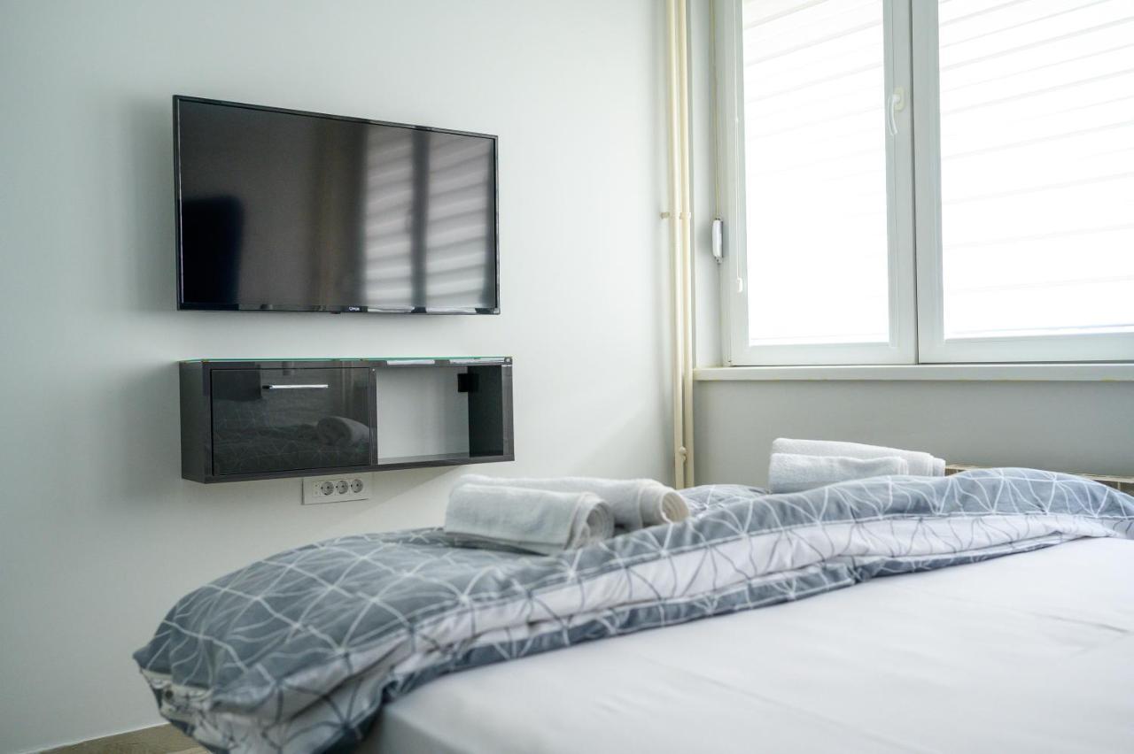 Spa Apartman Grand Ni Esterno foto