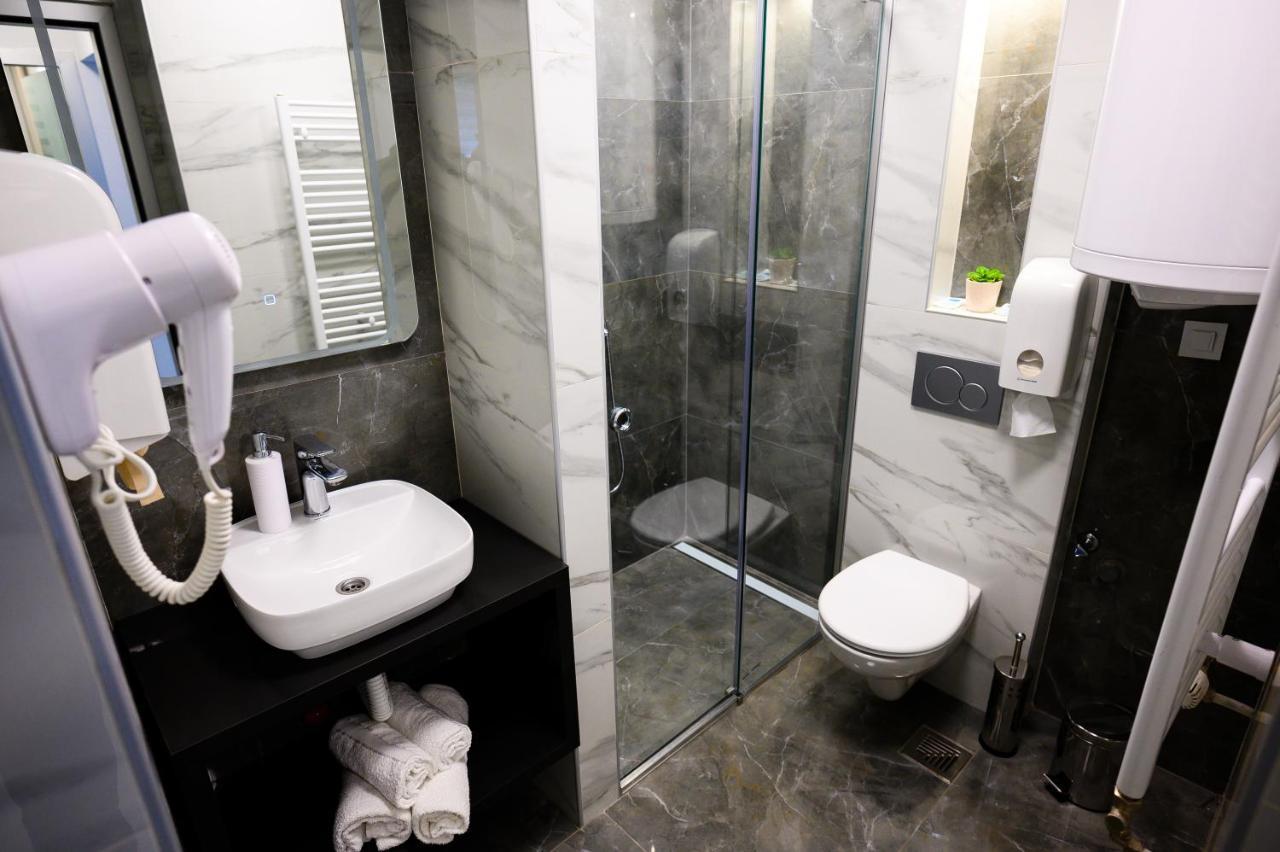 Spa Apartman Grand Ni Esterno foto